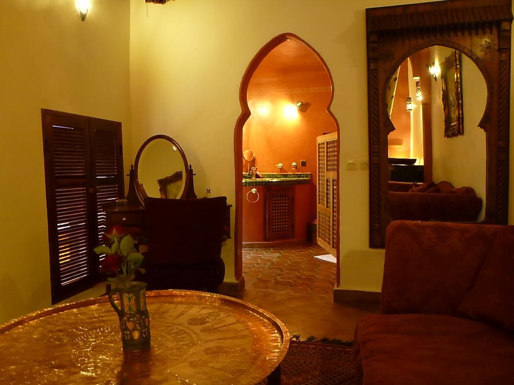 Riad Timadrouine Timatraouine Dış mekan fotoğraf